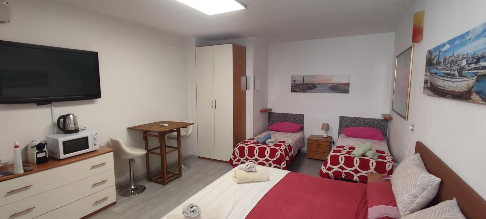 Super Central Studio, No Noise, Near Seaside, Shops باري المظهر الخارجي الصورة